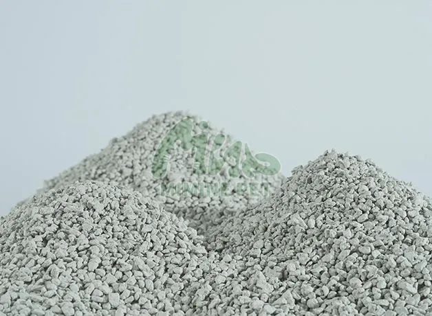 Broken Carbon Bentonite Cat Litter