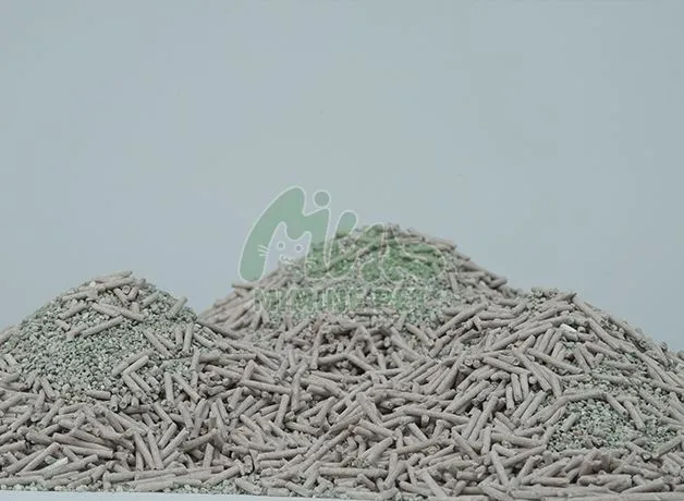 Nut Shell Mineral Cat Litter