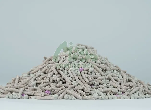 Nut Shell Bentonite Cat Litter