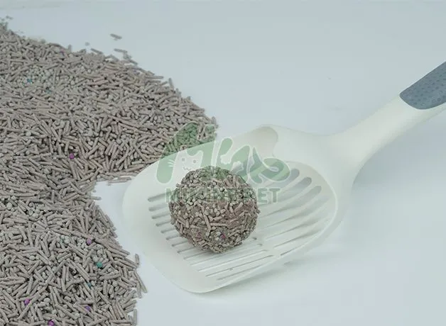 Nut Shell Bentonite Cat Litter
